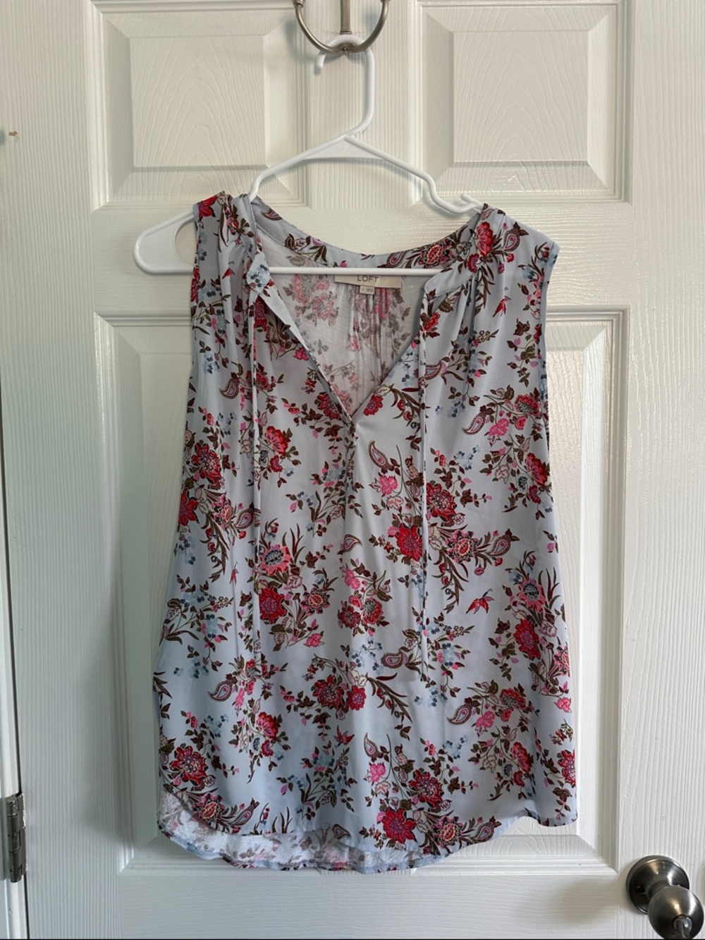 LOFT Light Blue Floral Tie-Neck Sleeveless  Blouse